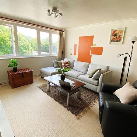 Spacious 2 Bedroom Apartment In Cricklewood 伦敦 外观 照片